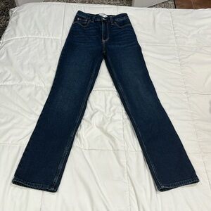 Abercrombie 90’s Straight Ultra High Rise Jeans